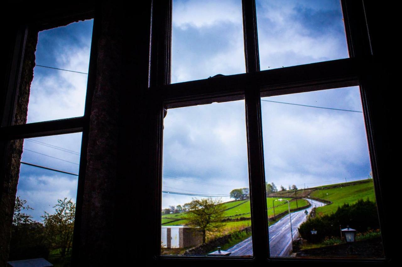 The Old Silent Inn Haworth Exterior photo